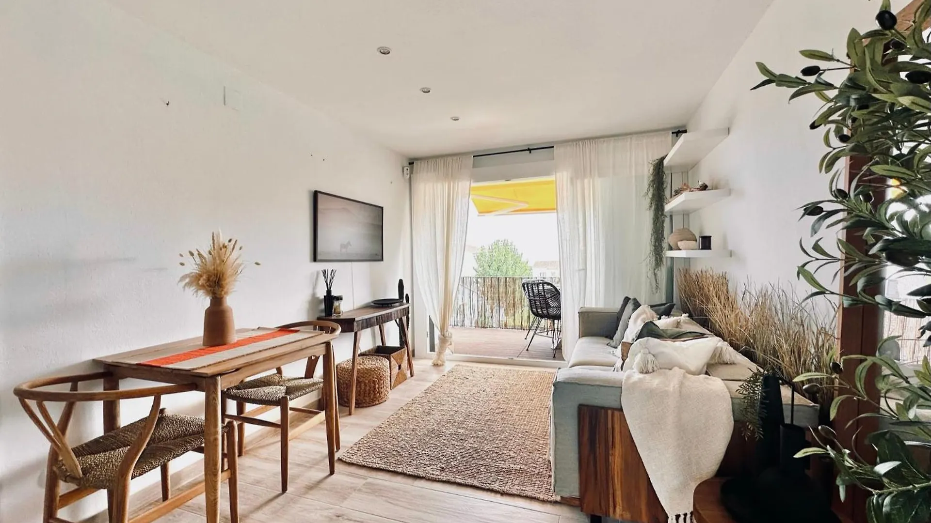 Apartment The Golden Oak In Calella Centre - 100M From Beach Palafrugell Spain